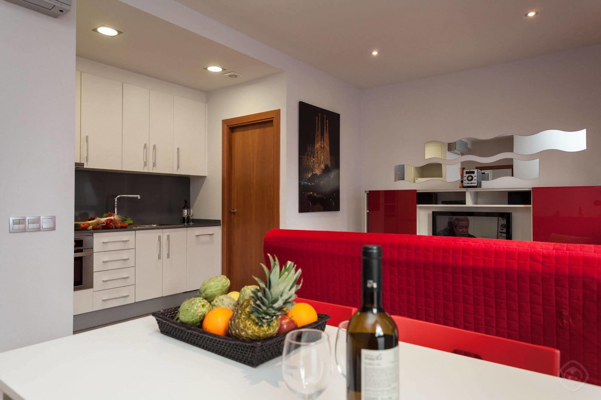 Apartament Via Augusta